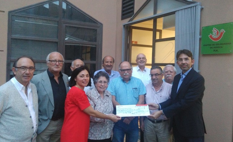 El Rotary Club de Huesca entrega 4.000 euros a Proyecto Hombre