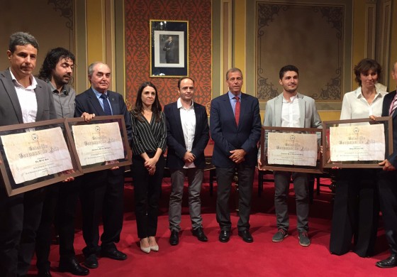 Familiares y amigos arropan a los cuatro galardonados con los Germana de Foix en Barbastro