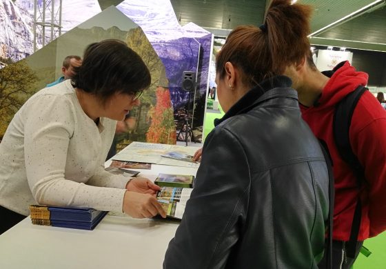 El paisaje de Los Monegros seduce a los visitantes del País Vasco