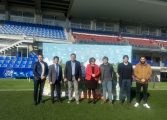 Los jugadores de la Sociedad Deportiva Huesca muestran la Magia del Alto Aragón