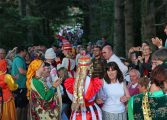 Jaca vive ya la fiesta del folklore