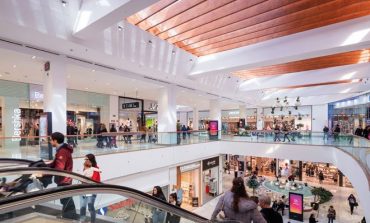 Todo lo que necesitas en un solo centro comercial: Los Arcos de Sevilla