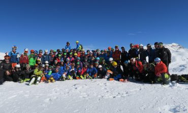 El equipo juvenil de esquí de montaña de la Federación Aragonesa de Montañismo abre la temporada en Cerler