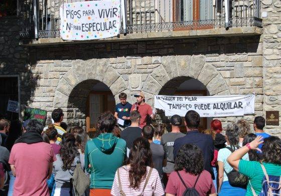 El Valle de Benasque se moviliza por el futuro de sus viviendas