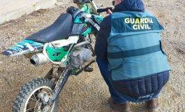 Investigado en Monegros por dejar conducir a su hijo menor una moto de competición por la vía pública