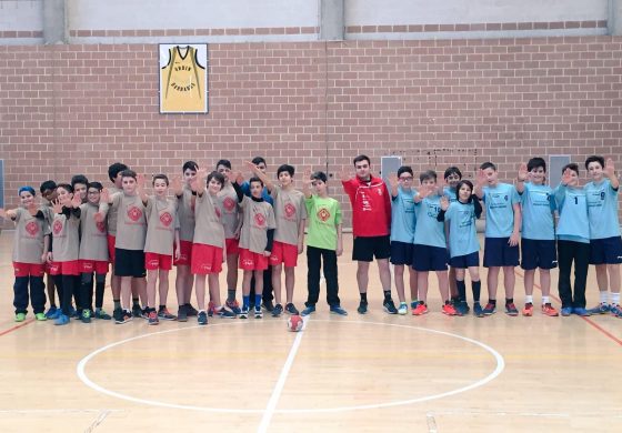 El partido de la liga regular cadete de balonmano se salda con la victoria del Club Balonmano Almogavar Zaragoza